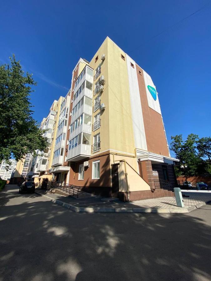 Приятные апартаменты в самом Центре возле Корпусного сада Полтава Екстер'єр фото
